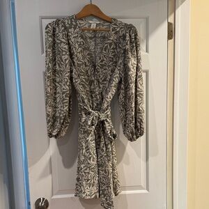 H&M Long Sleeve Leaf Print Dress - Green and Cream